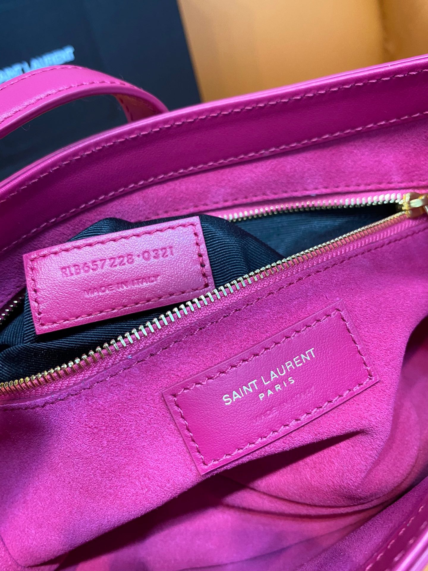 YSL Le 5 À 7 Hobo Bag In Natural Smooth Leather Pink