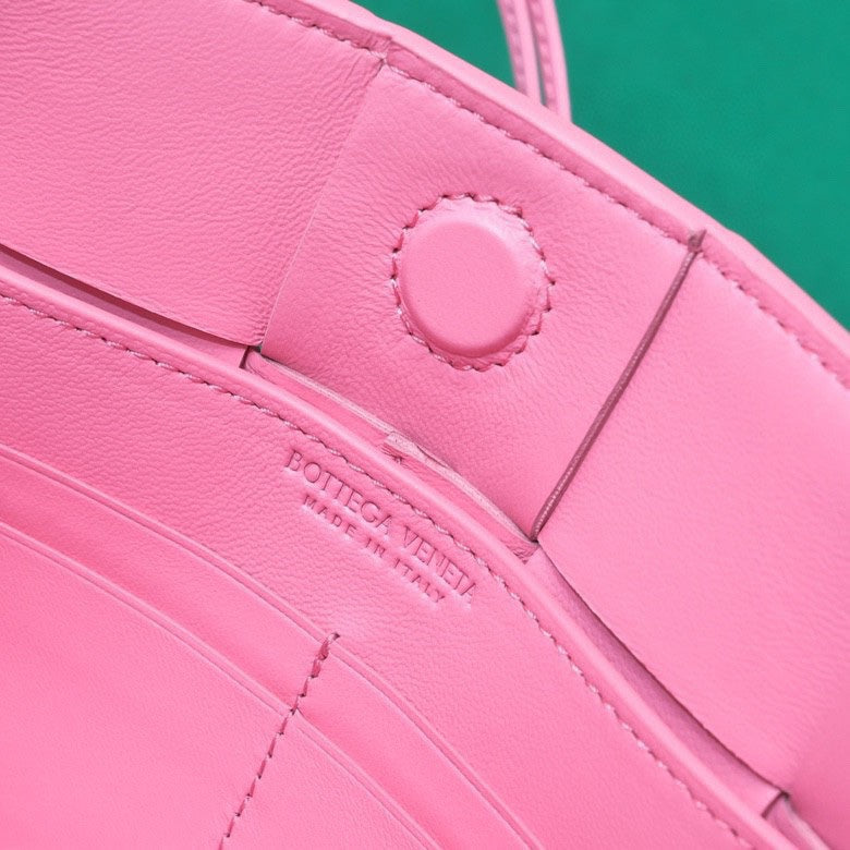 Womens Bottega Veneta pink Small Brick Cassette Shoulder Bag Pink