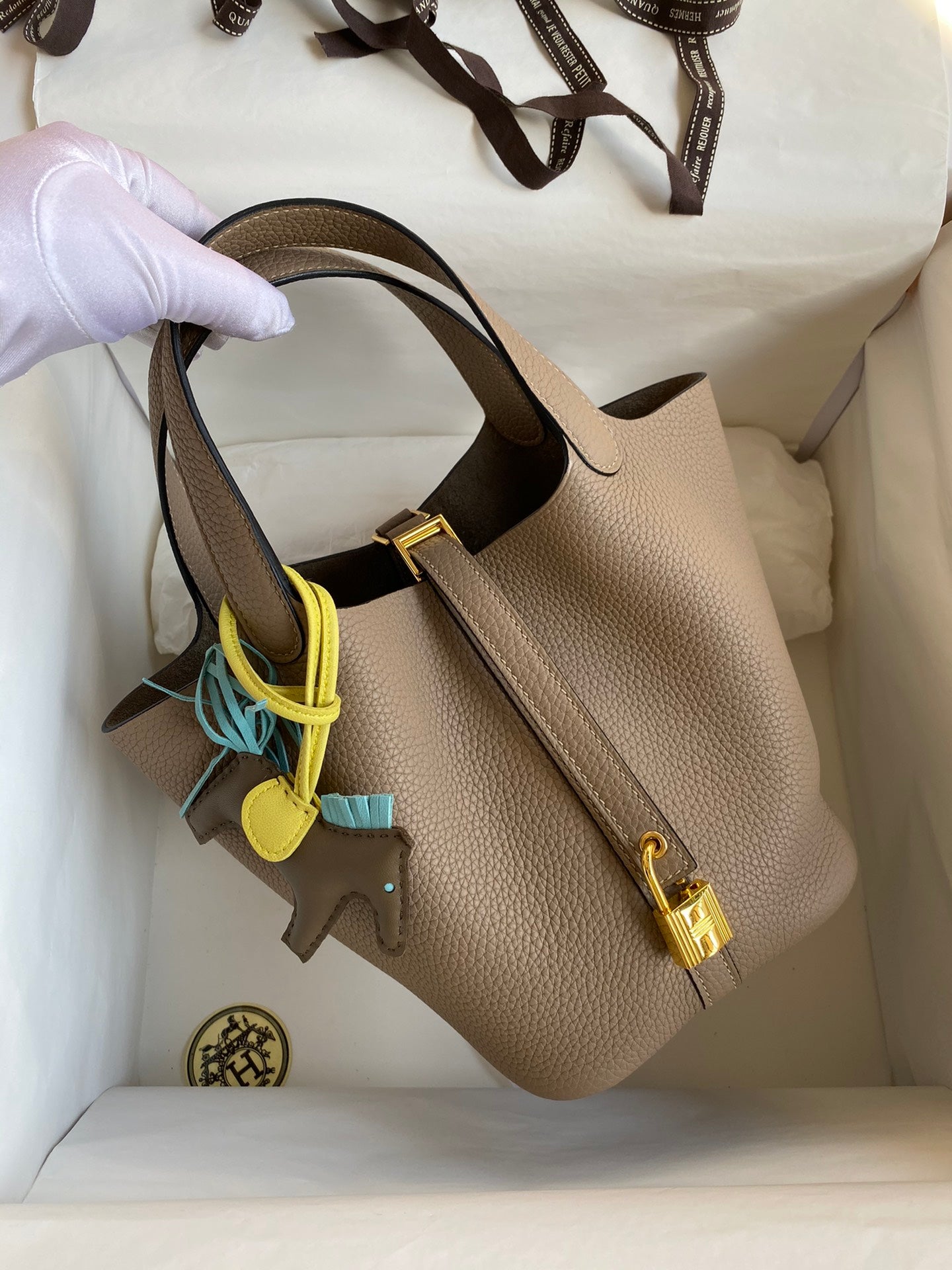Hermès Picotin 18cm  Gold hardware