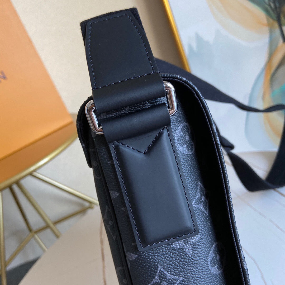 LV DISTRICT MESSENGER PM