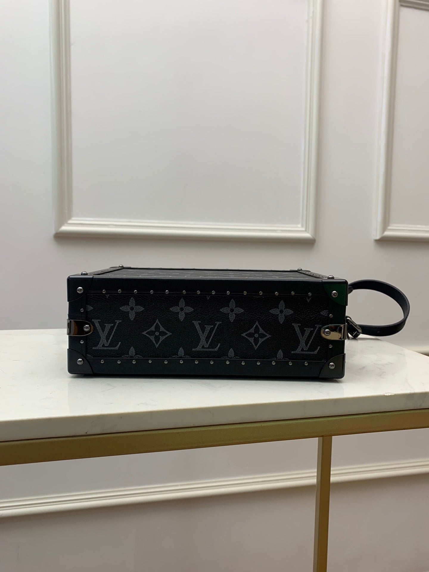 LV CLUTCH BOX