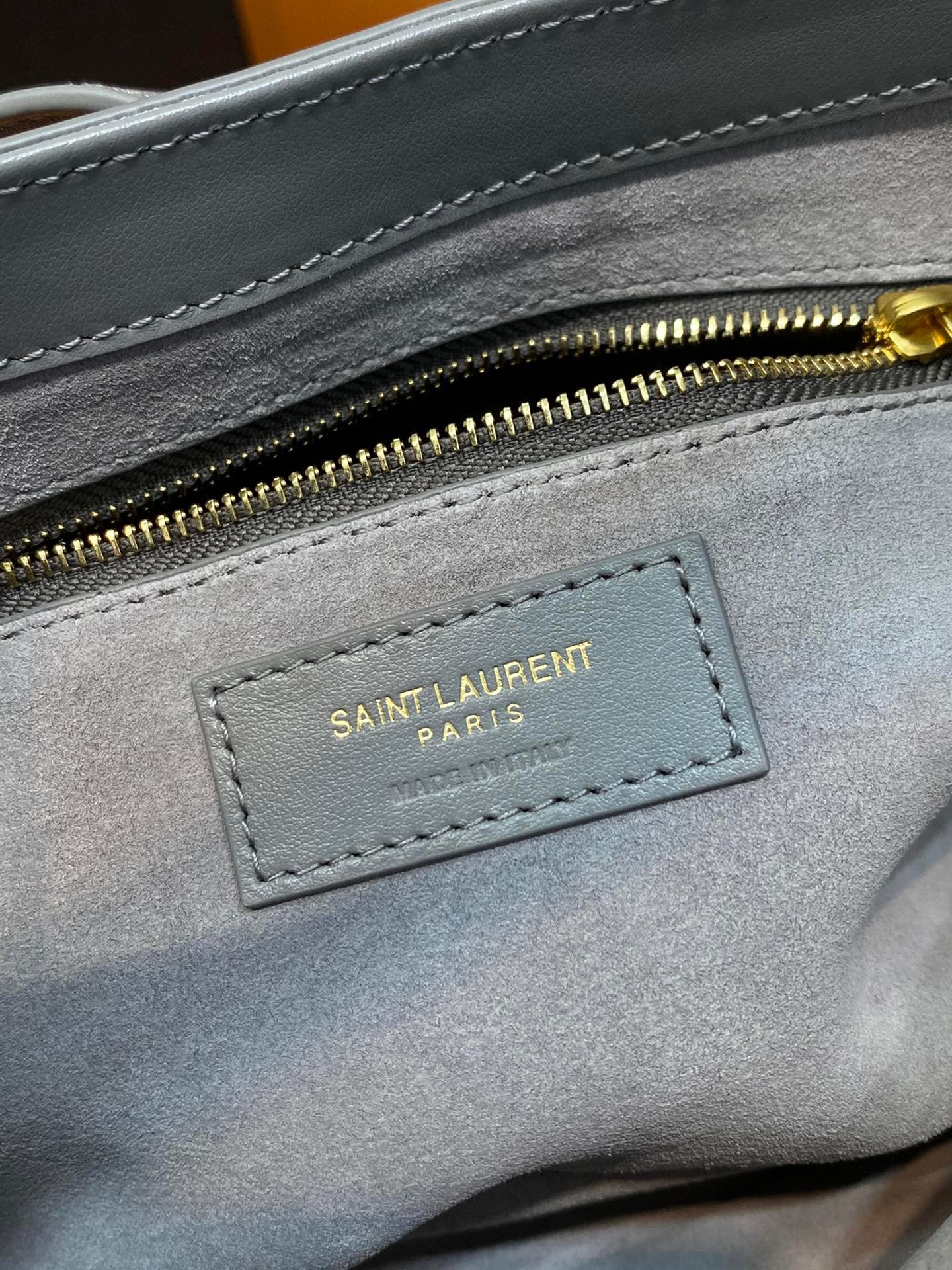 YSL Le 5 à 7 leather shoulder bag