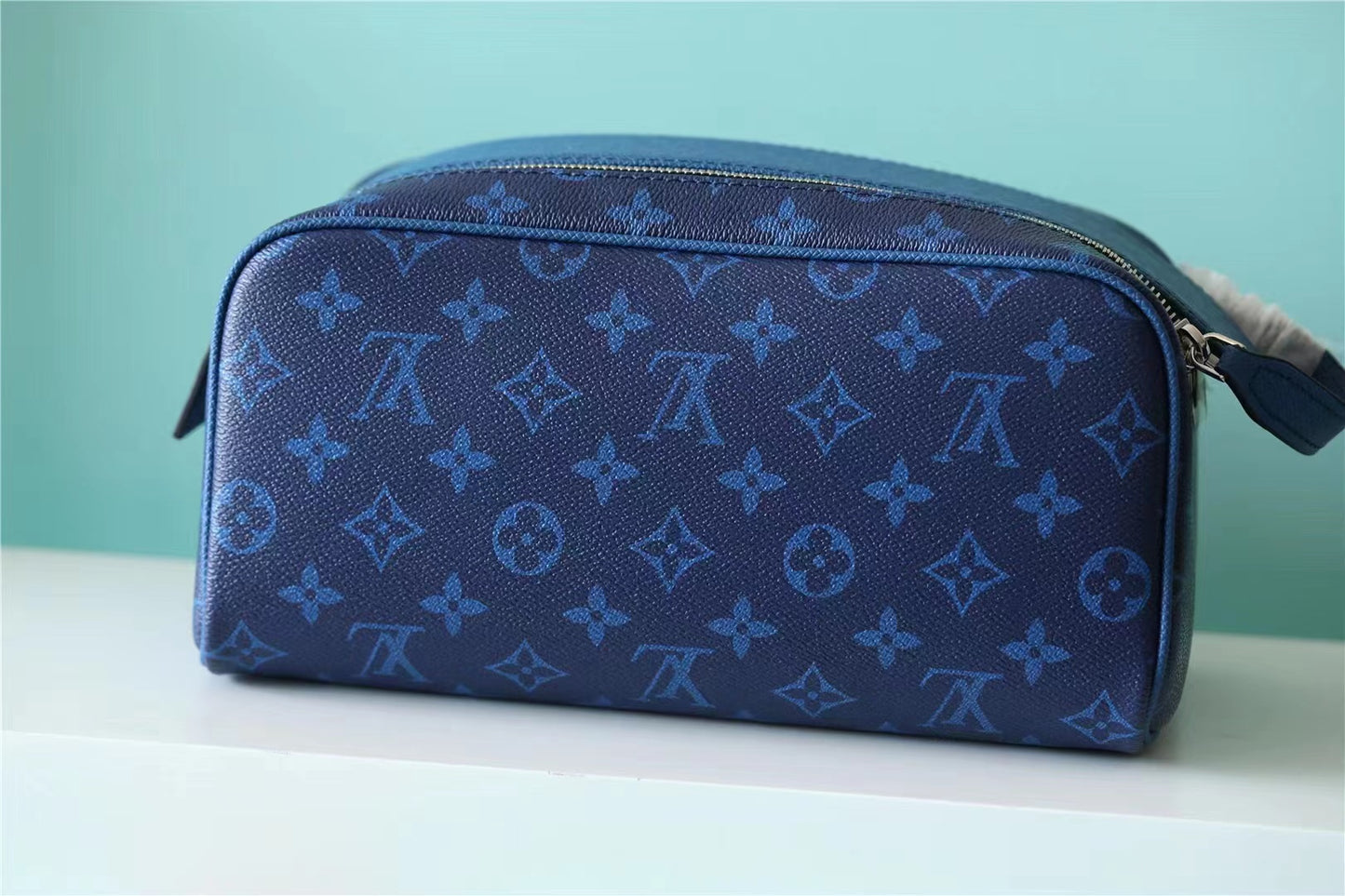 LV Dopp Kit