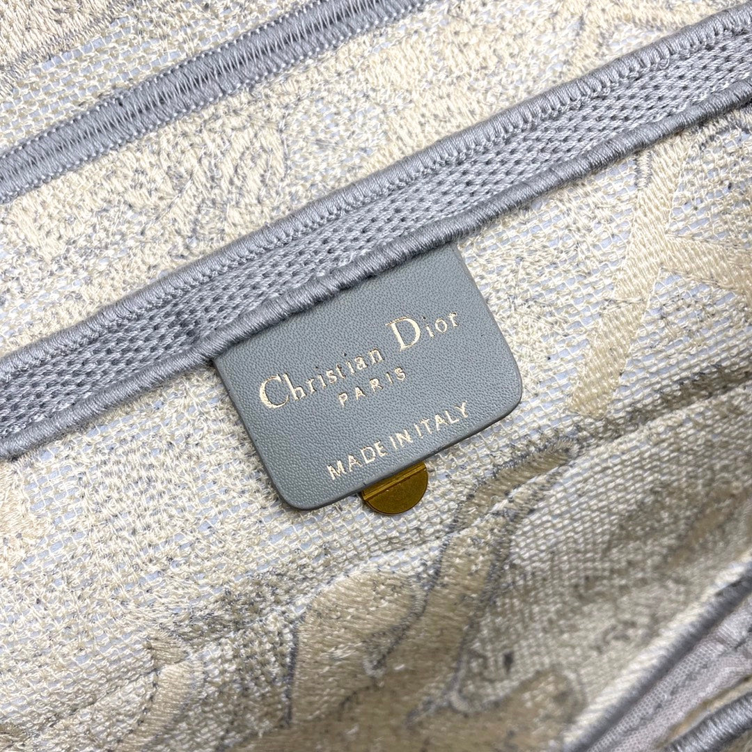 Dior Saddle Bag