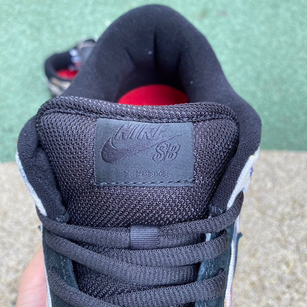 Nike SB Dunk Low x
Supreme “Rammellzee”