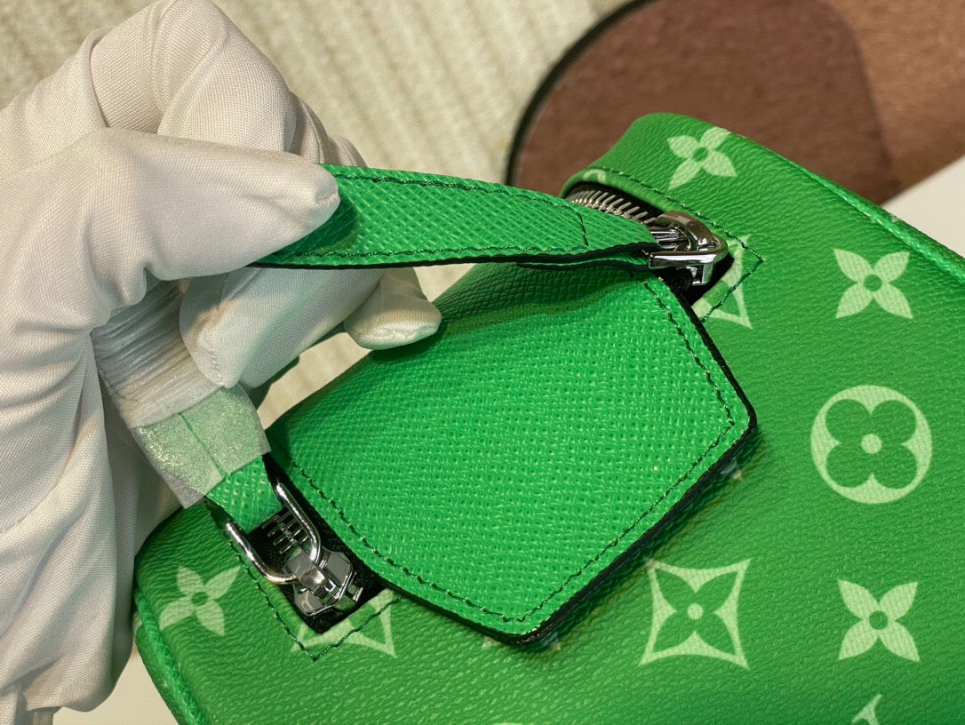 LV Dopp Kit Green