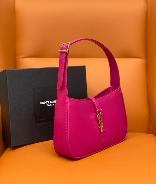 YSL Le 5 À 7 Hobo Bag In Natural Smooth Leather Pink