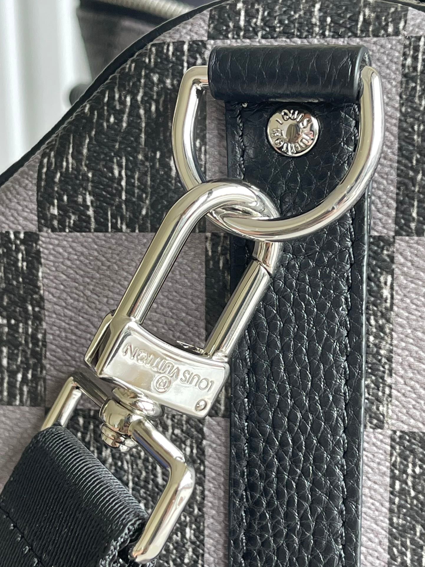 LV KEEPALL BANDOULIERE 45