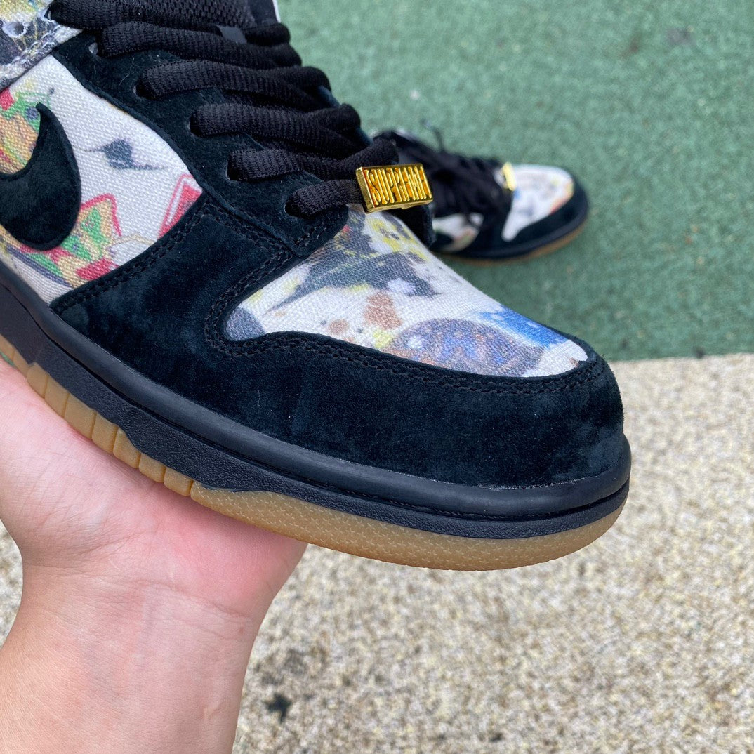 Nike SB Dunk Low x
Supreme “Rammellzee”