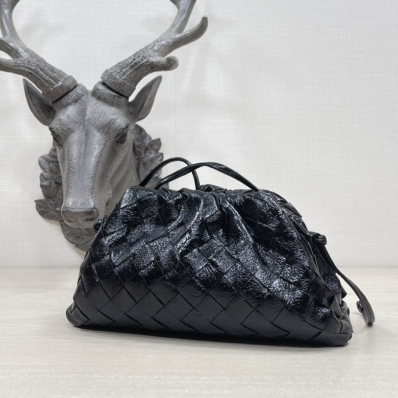 Bottega Veneta Metallic Black Mini Pouch Clutch Visit