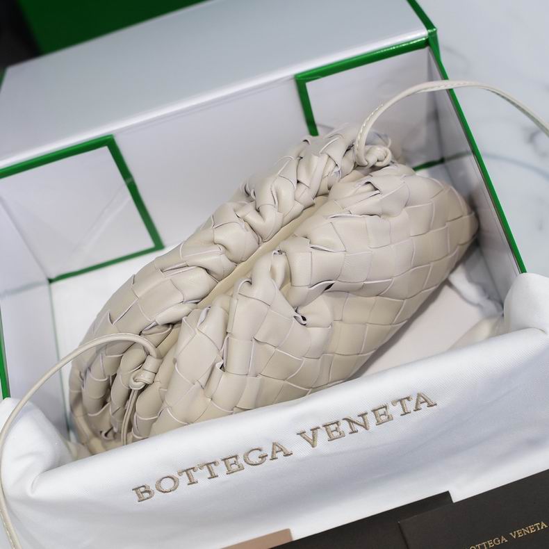 BOTTEGA VENETA Off White Lambskin Mini Pouch