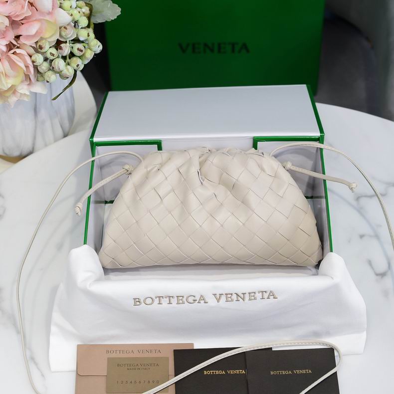 BOTTEGA VENETA Off White Lambskin Mini Pouch