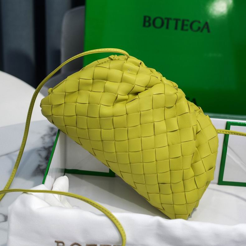 BOTTEGA VENETA Light Green Lambskin Mini Pouch