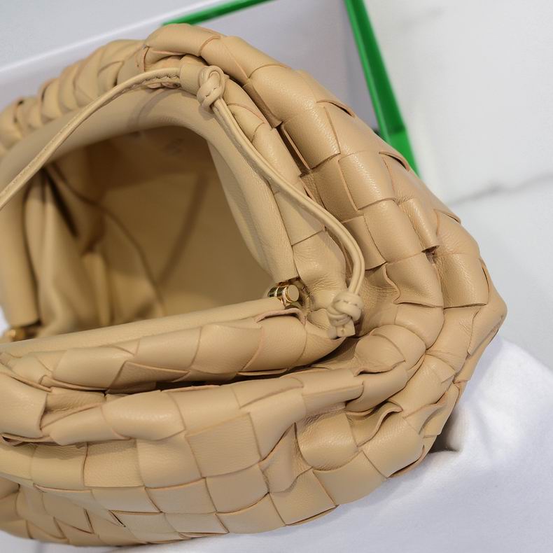 BOTTEGA VENETA Biege Lambskin Mini Pouch