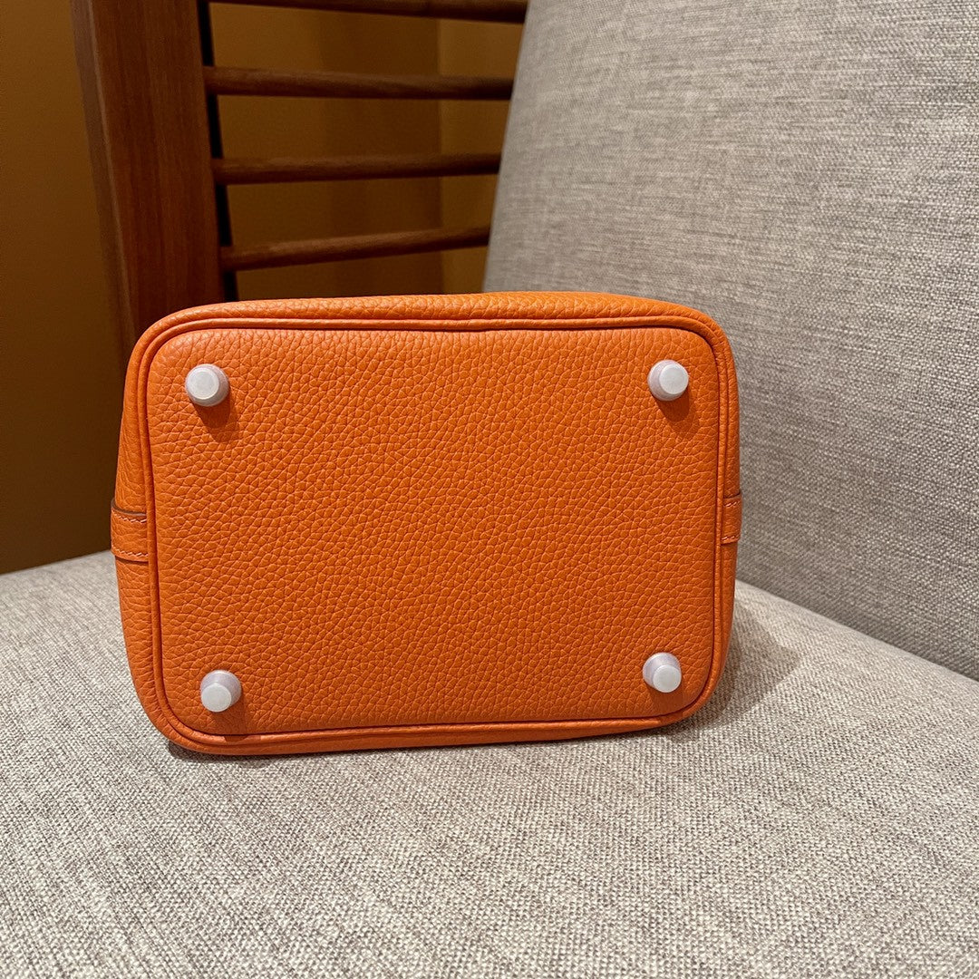 Hermès Picotin 18cm  Gold hardware