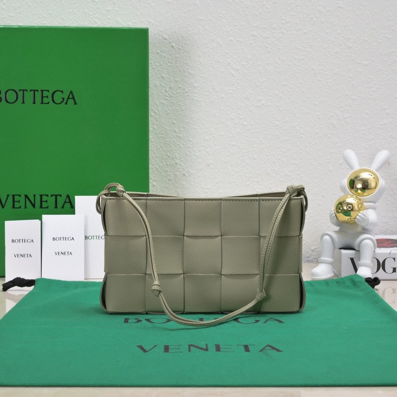 Bottega Veneta pink Small Brick Cassette Shoulder Bag
