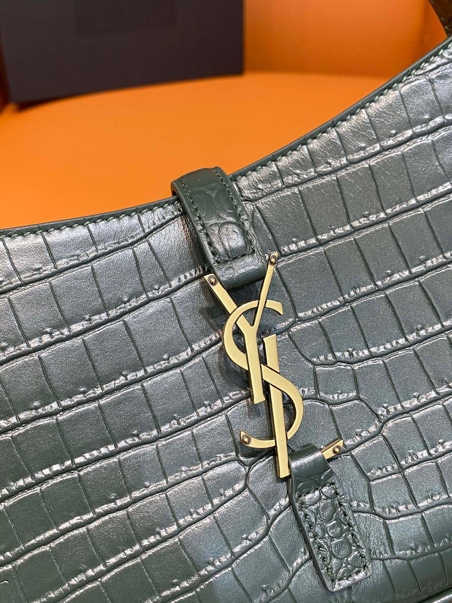 YSL Le 5 à 7 Hobo Shoulder Bag in Crocdile-embossed Leather Green