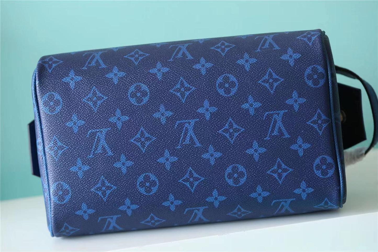 LV Dopp Kit