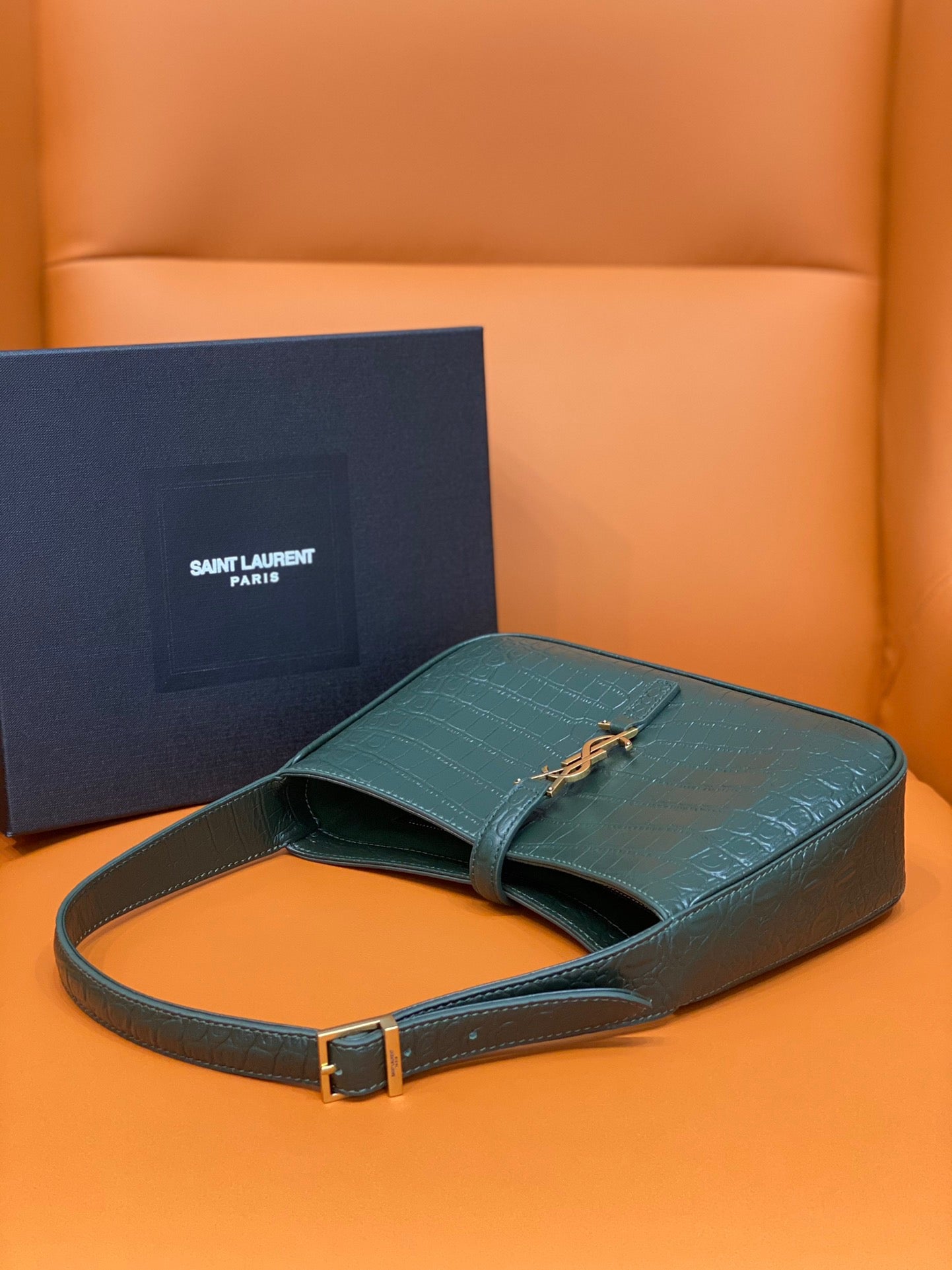 YSL Le 5 à 7 Hobo Shoulder Bag in Crocdile-embossed Leather Green