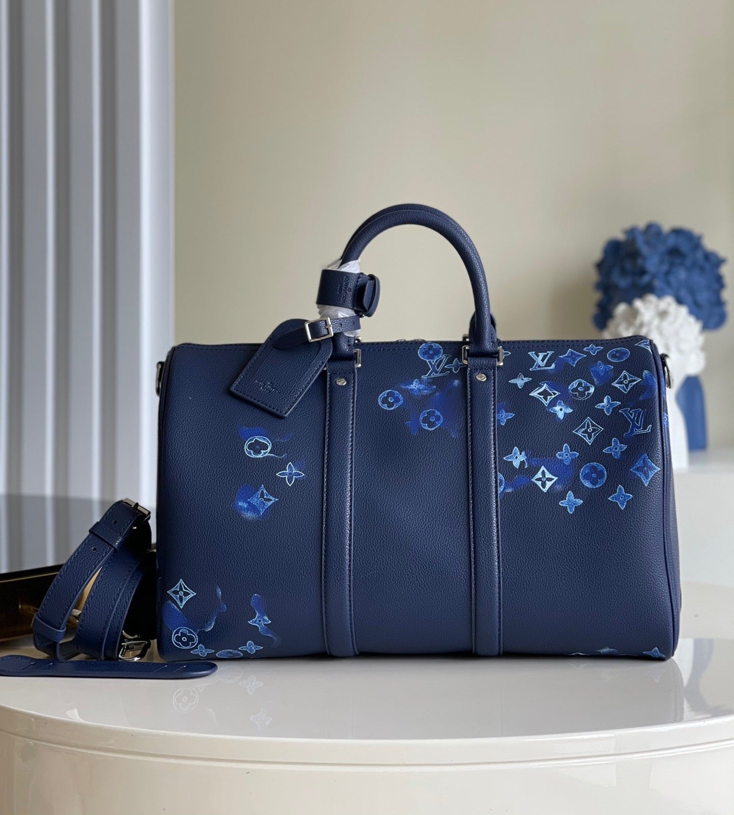 LV KEEPALL BANDOULIERE 40
