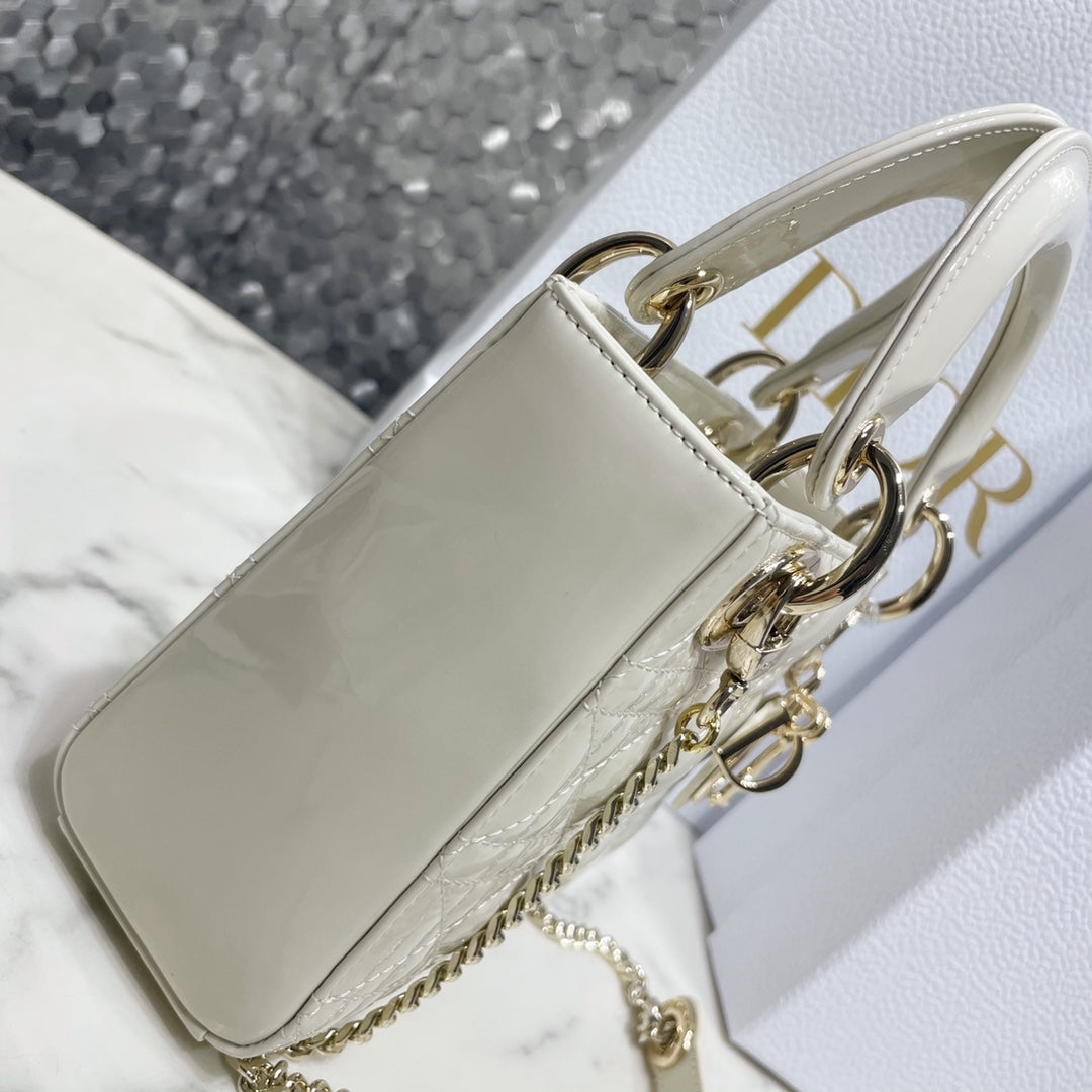 Dior Medium Lady D in Patent Cannage Calfskin White