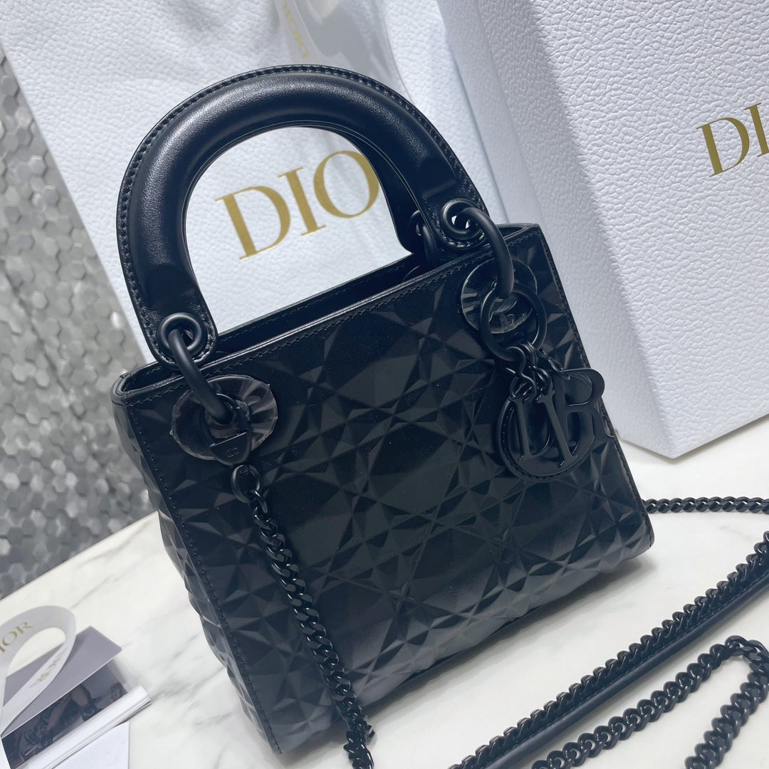 Dior Medium Lady D in Patent Cannage Calfskin Black