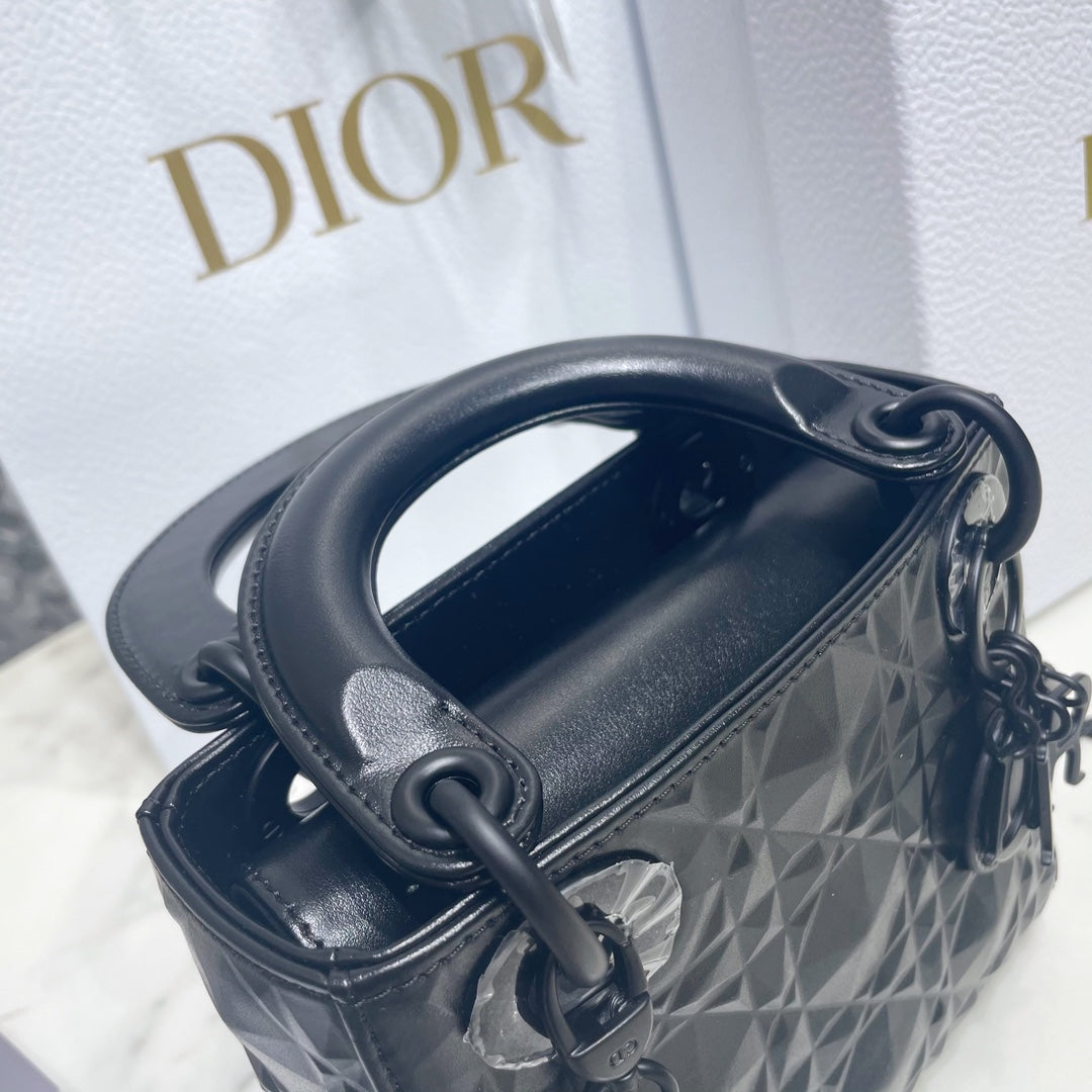 Dior Medium Lady D in Patent Cannage Calfskin Black