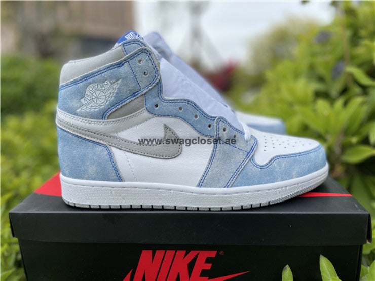 Nike Jordan 1 High “Hyper Royal”