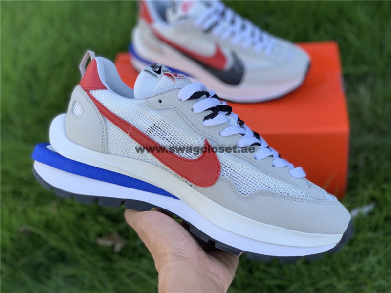 Nike Sacai x Vaporwaffle “Sail”