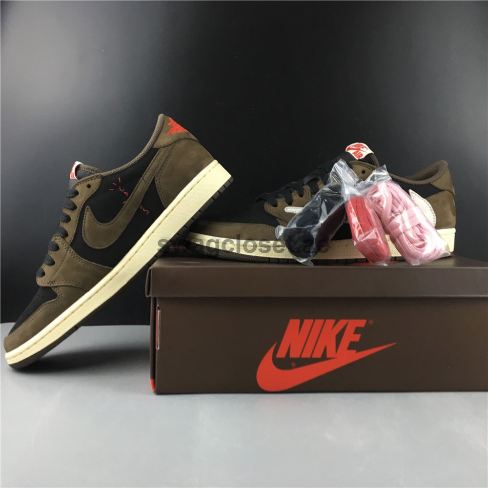 Jordan 1 Retro Low OG SP Travis Scott