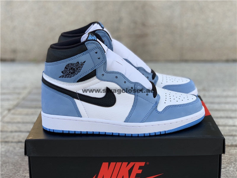 Nike Jordan 1 High "University Blue"