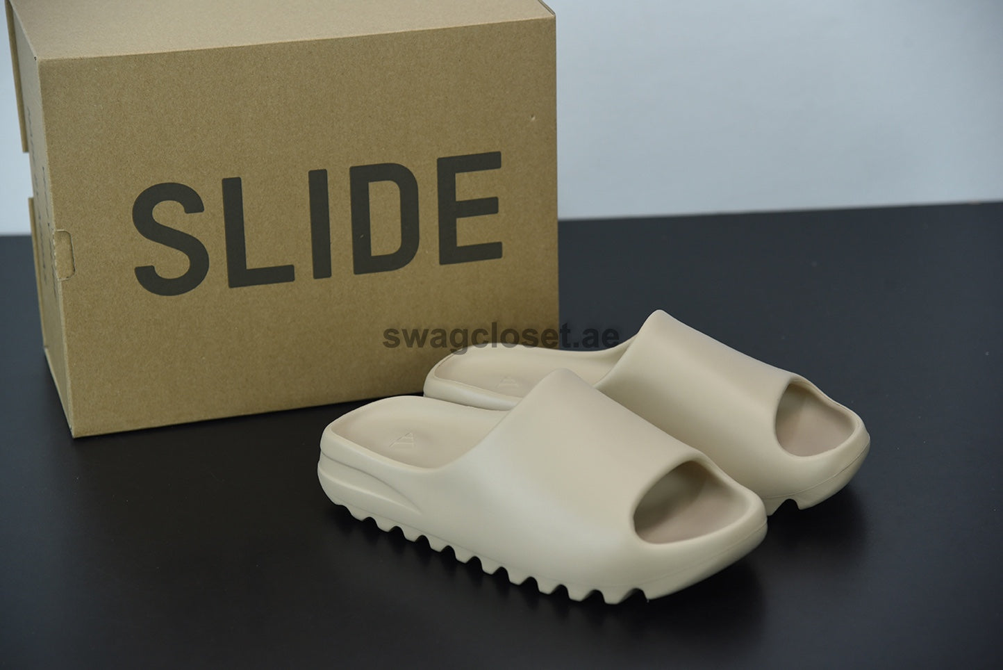 Yeezy Slide "Pure"