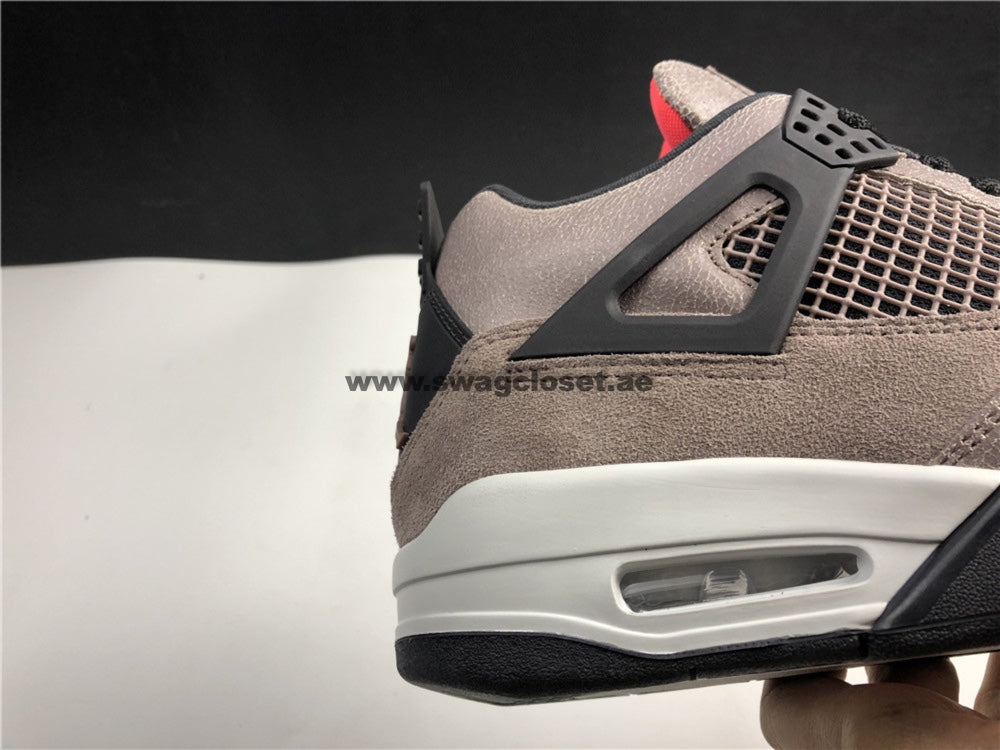 Jordan 4 "Taupe Haze"