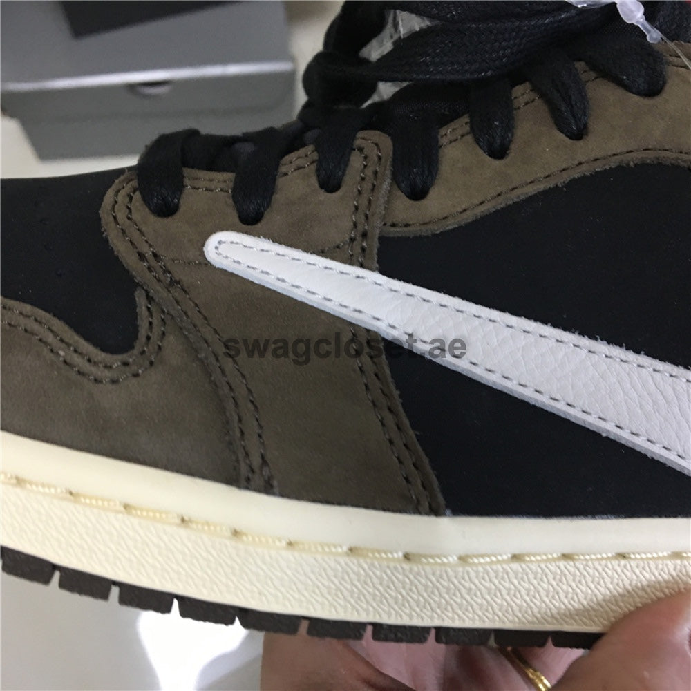 Jordan 1 Retro Low OG SP Travis Scott
