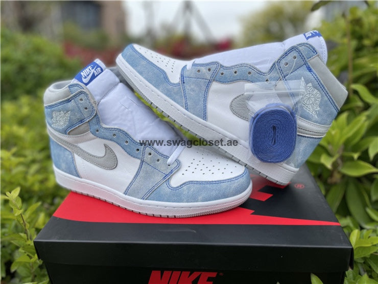 Nike Jordan 1 High “Hyper Royal”