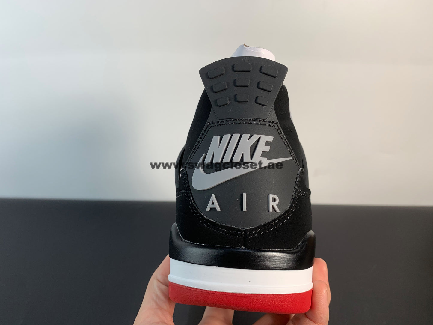 Jordan 4 Retro "Bred"