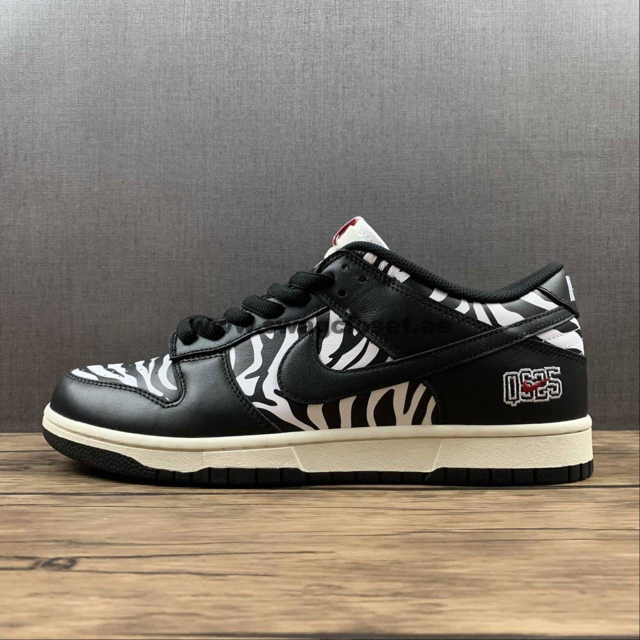 Nike SB Dunk Low "Quartersnacks Zebra"