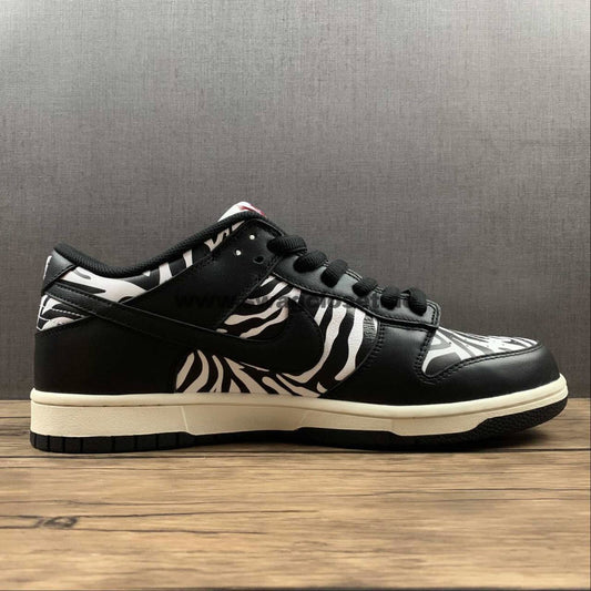 Nike SB Dunk Low "Quartersnacks Zebra"