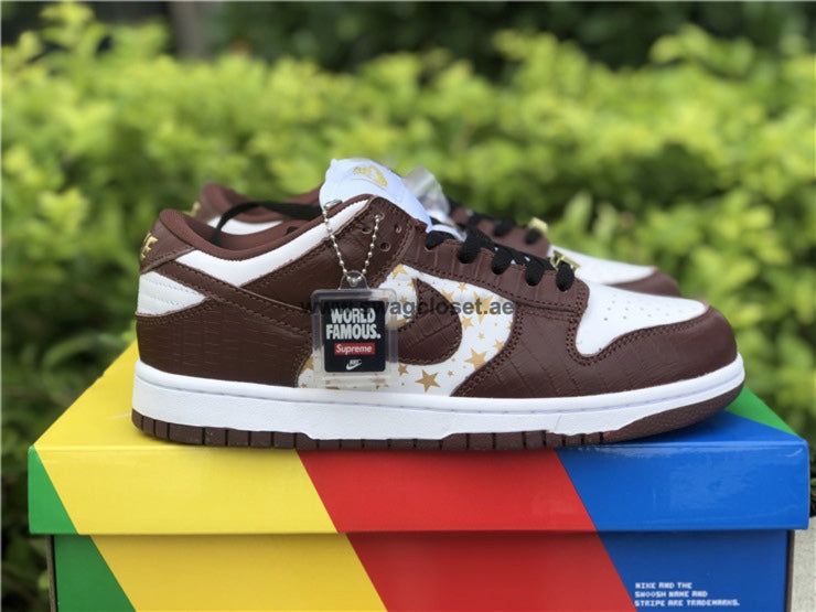 Nike SB Dunk Low Supreme Stars "Barkroot Brown" (2021)