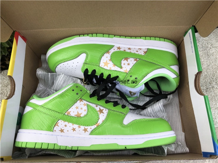 Nike SB Dunk Low x Supreme Stars Mean Green