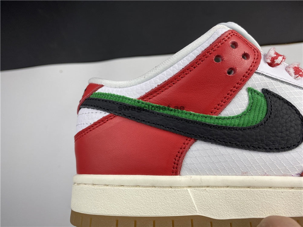 Nike SB Dunk Low Frame Skate "Habibi"