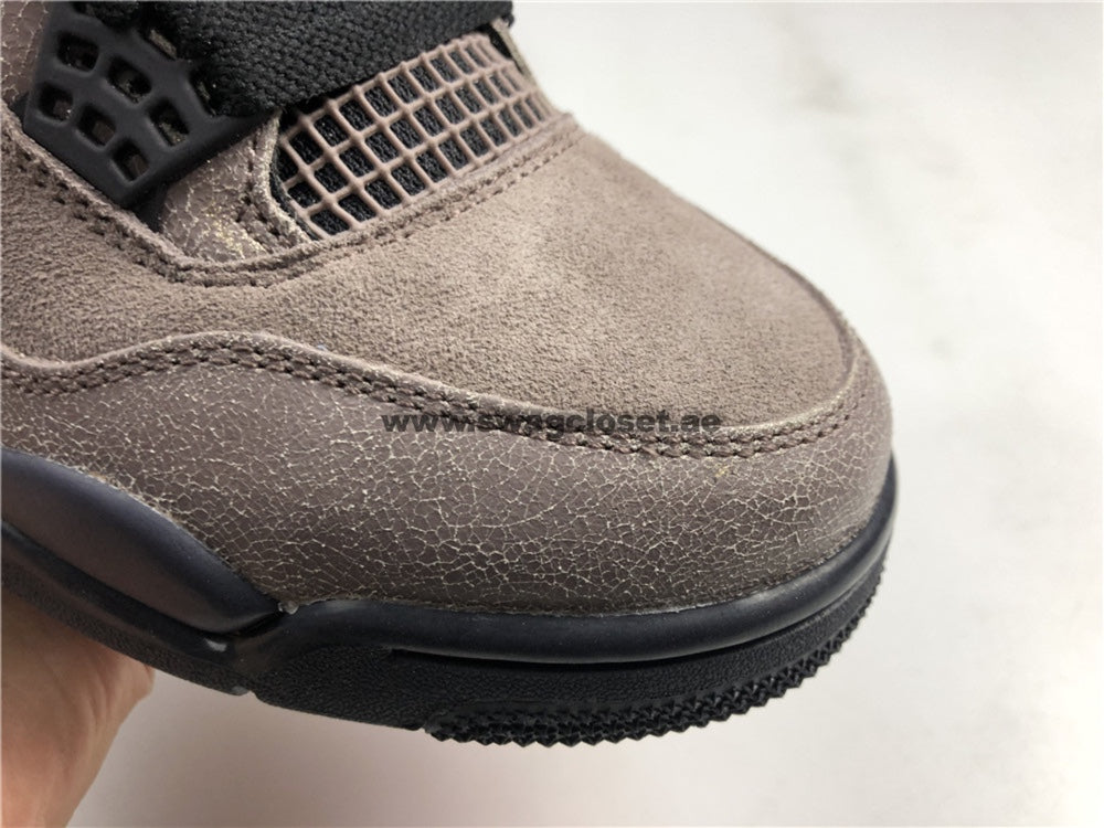 Jordan 4 "Taupe Haze"
