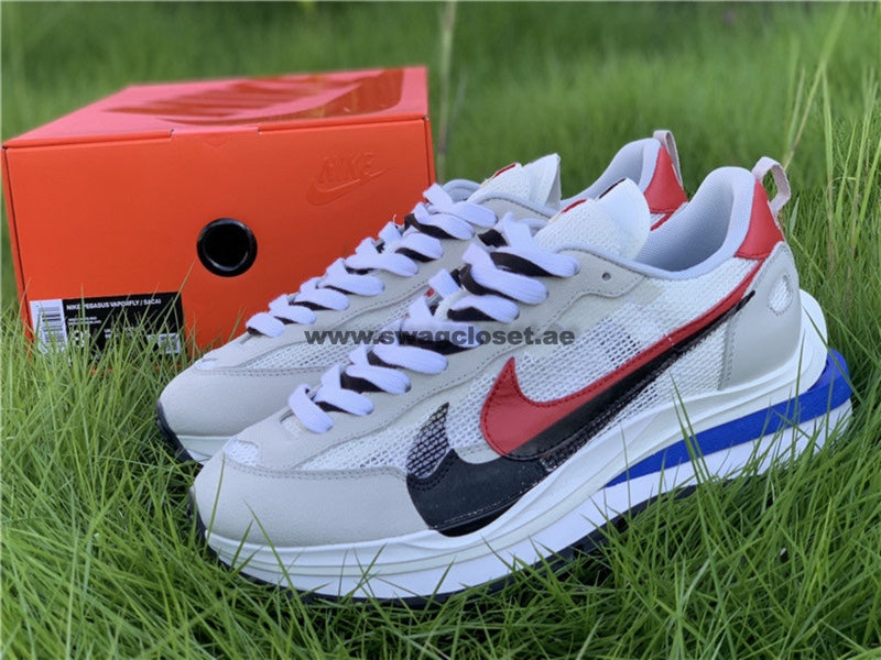 Nike Sacai x Vaporwaffle “Sail”