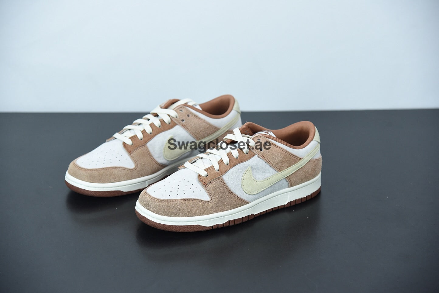 Nike Dunk Low "Medium Curry"
