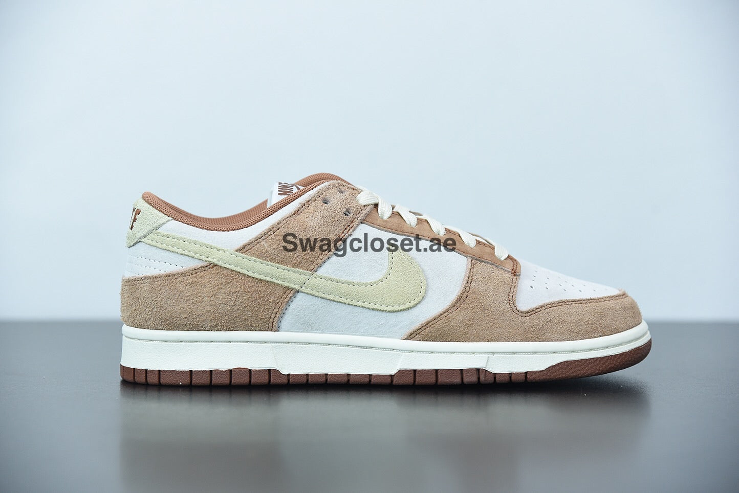 Nike Dunk Low "Medium Curry"